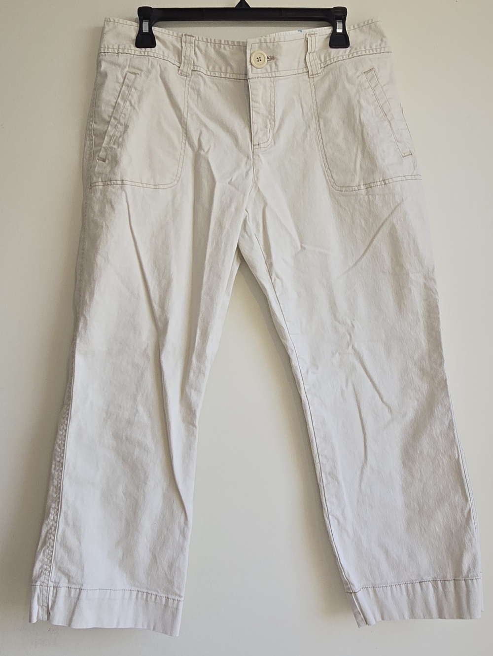 Women’s Casual White Crop Pants